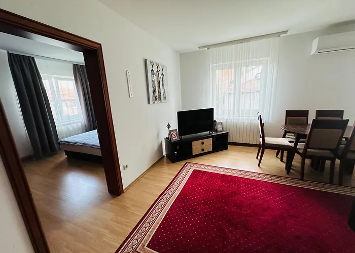 Helena Apartment